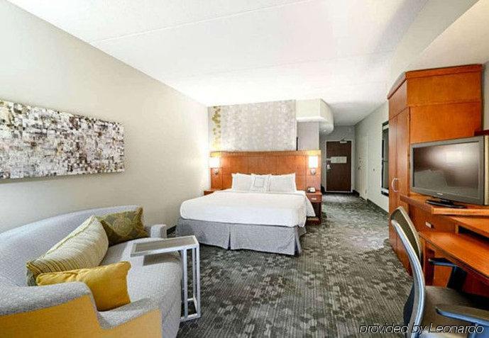 Courtyard By Marriott Hotel 3*