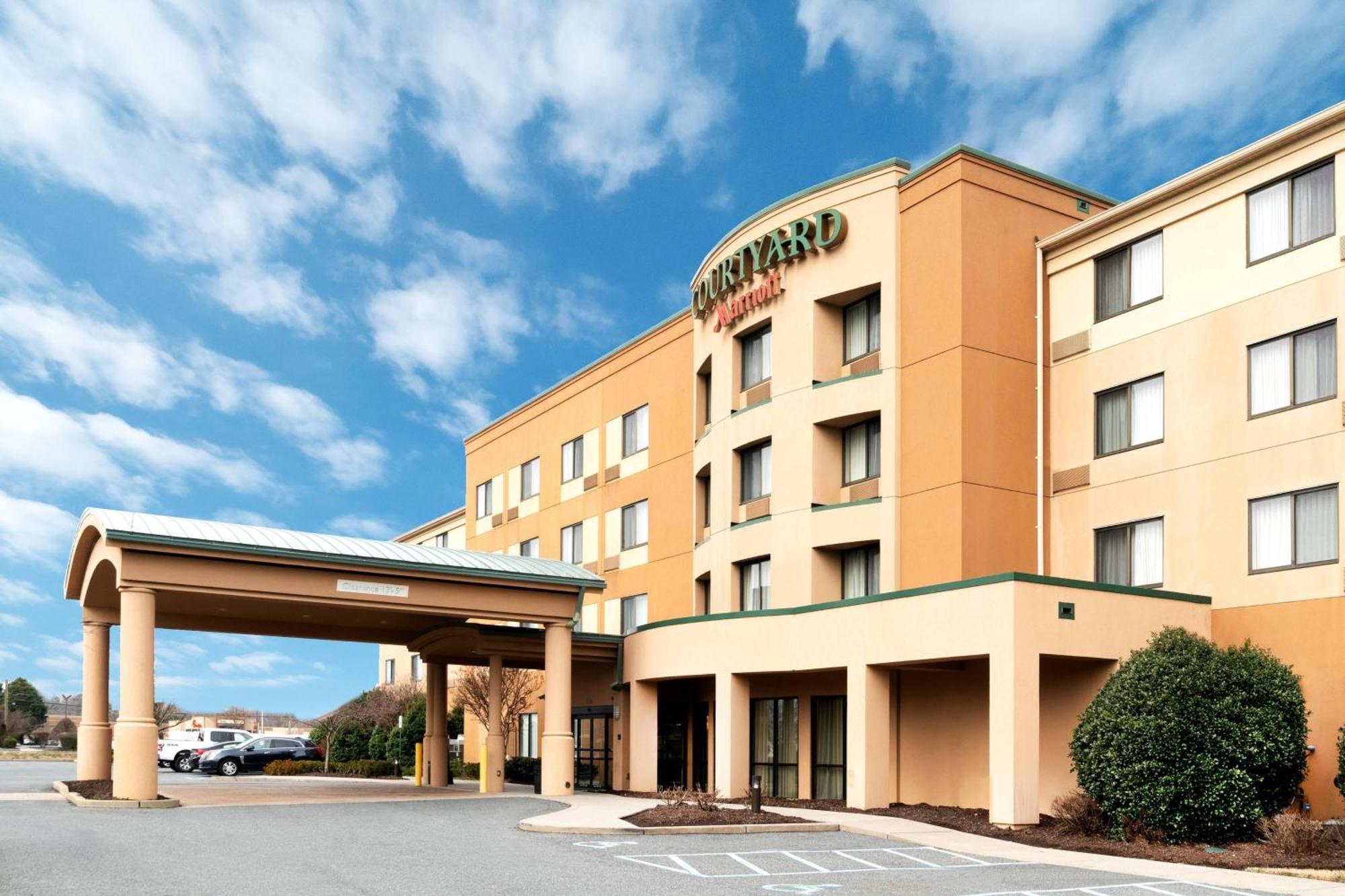 Courtyard By Marriott 3* Salisbury