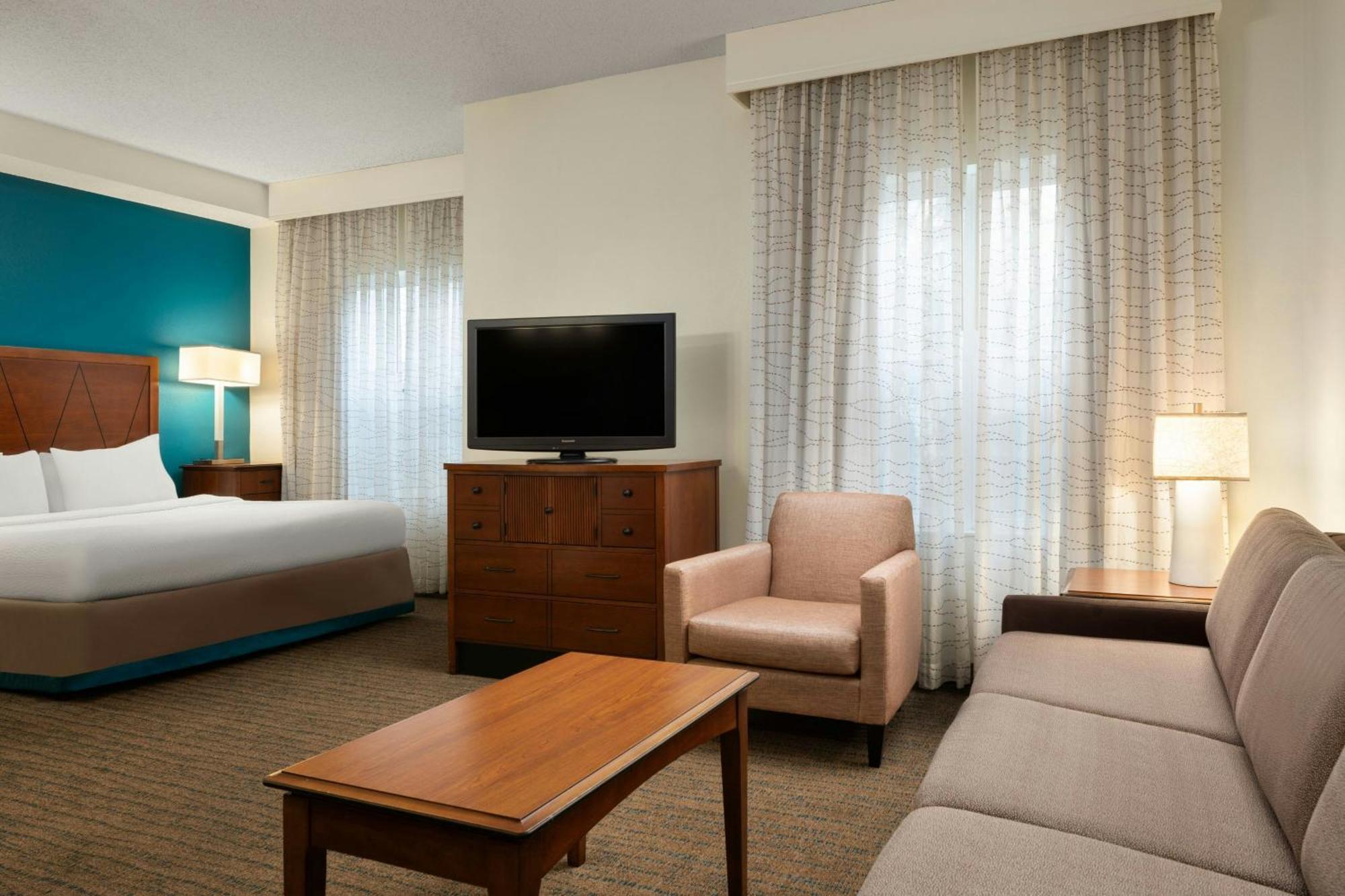 Hotel Courtyard By Marriott Salisbury